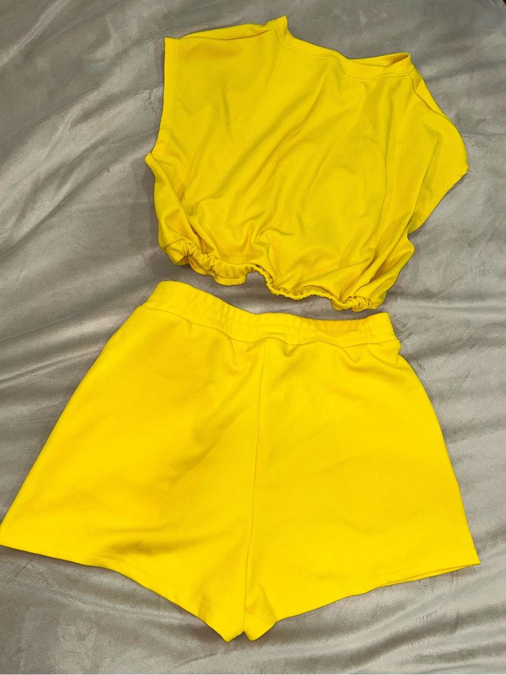SHEIN Yellow High-Waist Casual Lounge Shorts